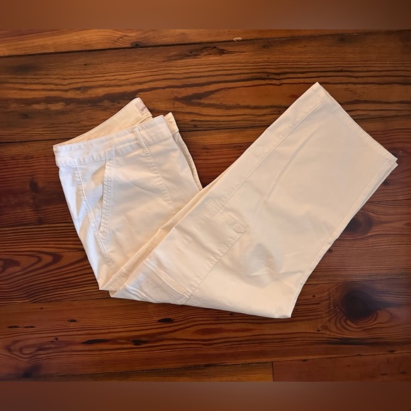 Universal Thread Women's White Jeans - Picture 5 of 10